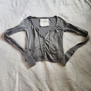 VTG Y2K Abercrombie & Fitch Grey Cotton Cropped Cardigan Sweater EUC Size Small